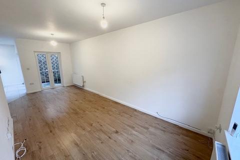 3 bedroom townhouse to rent, Temple Street, Rugby, CV21