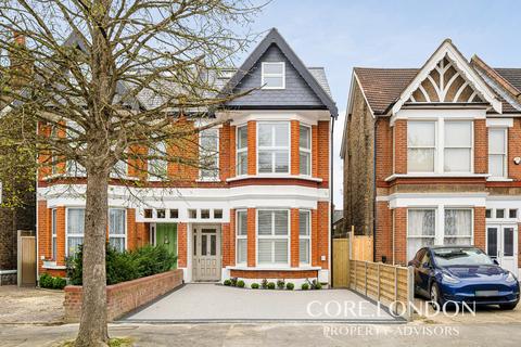 undefined, Lynton Road, Acton, W3