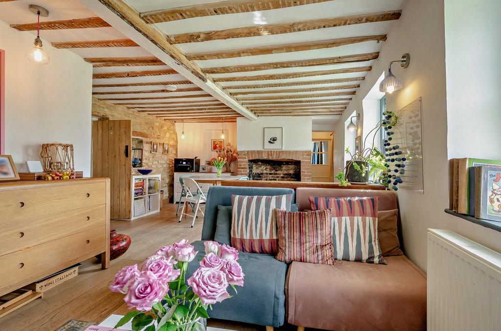 8681428-interior12-800