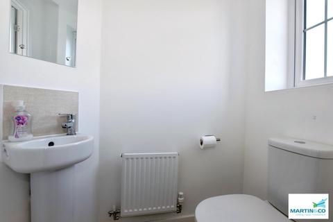 3 bedroom end of terrace house to rent, Romulus Way , Nuneaton