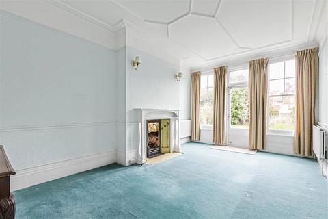 6 bedroom semi-detached house for sale, Kitson Road, London SW13