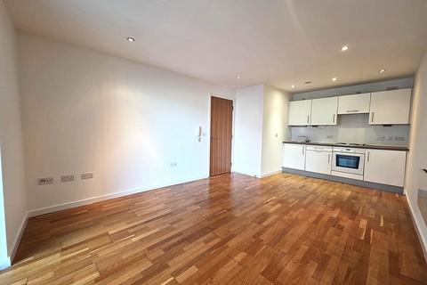 1 bedroom apartment to rent, Gateway North, Cross Green Lane
