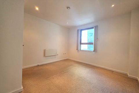 1 bedroom apartment to rent, Gateway North, Cross Green Lane