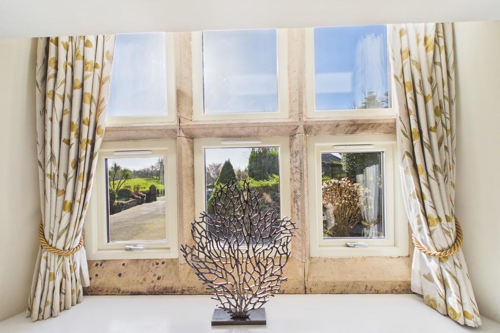 Feature Mullion window