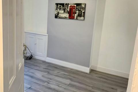 2 bedroom terraced house to rent, Noel Street, Leicester LE3