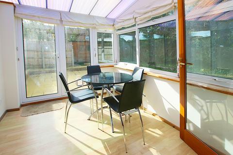 2 bedroom semi-detached house for sale, Marram Close, Lymington SO41