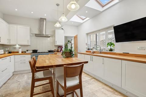 undefined, Woodfield Road, Ealing, London, W5