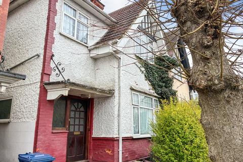 5 bedroom property for sale, 25 Powis Gardens, Golders Green, London, NW11 8HH