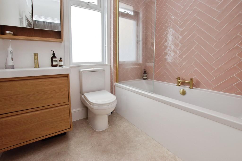 50b01de1-DSC 0800 edited 20ham 20bath