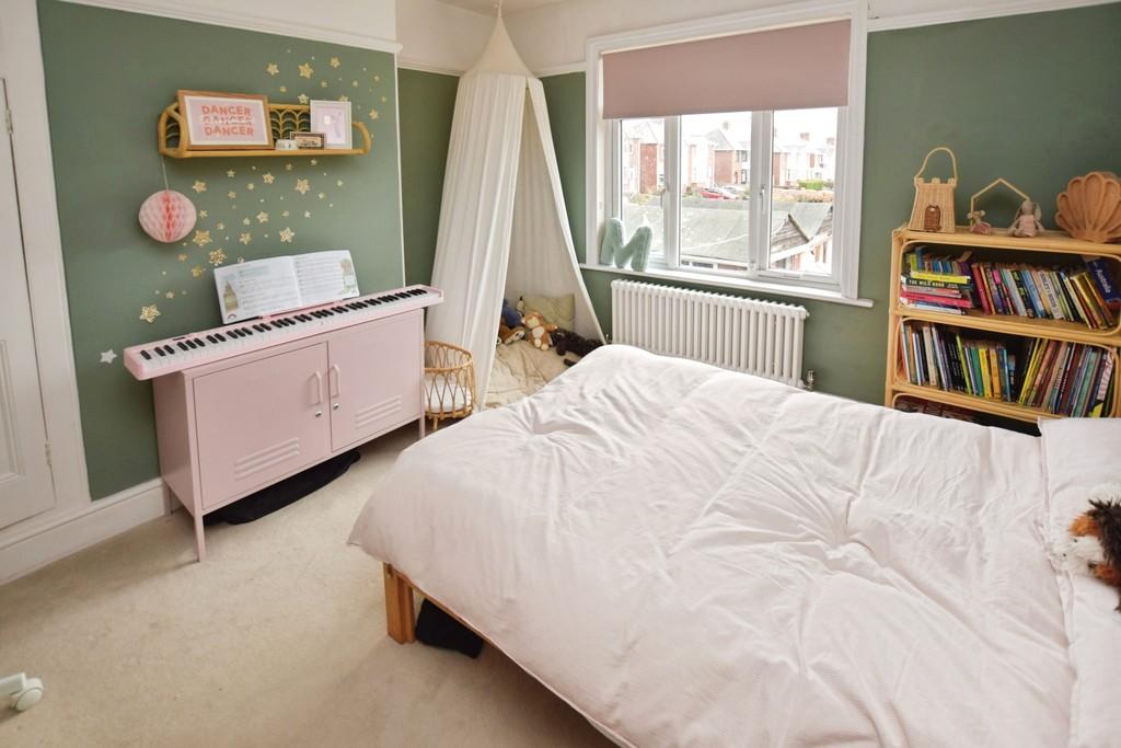 59f7fa19-DSC 0798 edited 20ham 20bed2