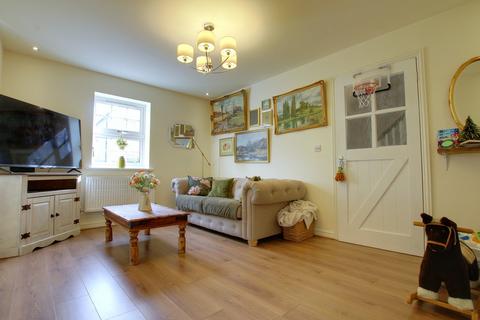 3 bedroom semi-detached house for sale, St. James Close, Chatteris