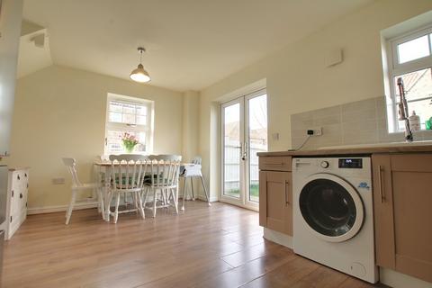 3 bedroom semi-detached house for sale, St. James Close, Chatteris