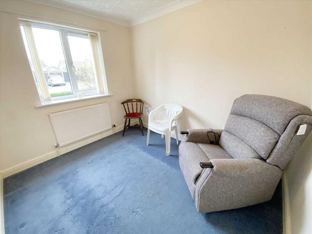 Bedroom 3: