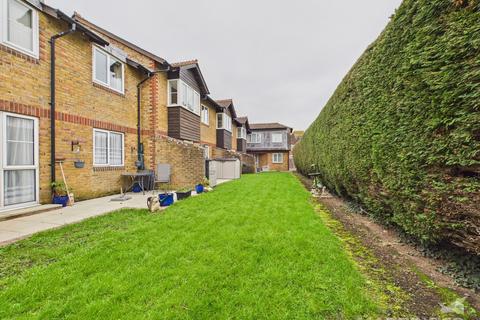 1 bedroom ground floor flat for sale, Oakland Court, Nyetimber Lane