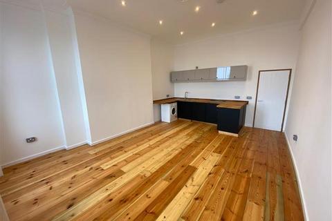 2 bedroom flat to rent, Hall Quay, GREAT YARMOUTH