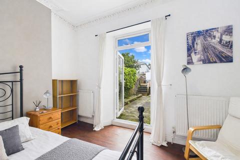 undefined, Cheltenham Place, Plymouth PL4
