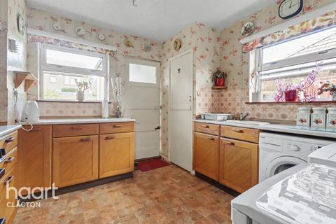 3 bedroom detached bungalow for sale, Douglas Road, Clacton-On-Sea
