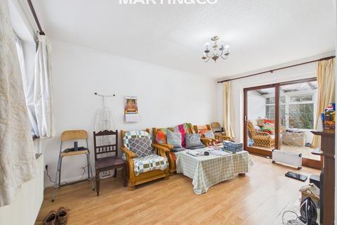 undefined, Gloucester Crescent, Staines TW18