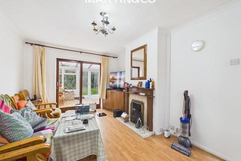 undefined, Gloucester Crescent, Staines TW18