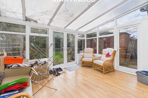 undefined, Gloucester Crescent, Staines TW18
