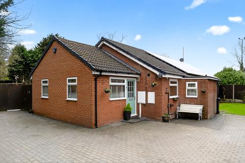 3 bedroom detached bungalow for sale, Church Street, Nottingham, NG16