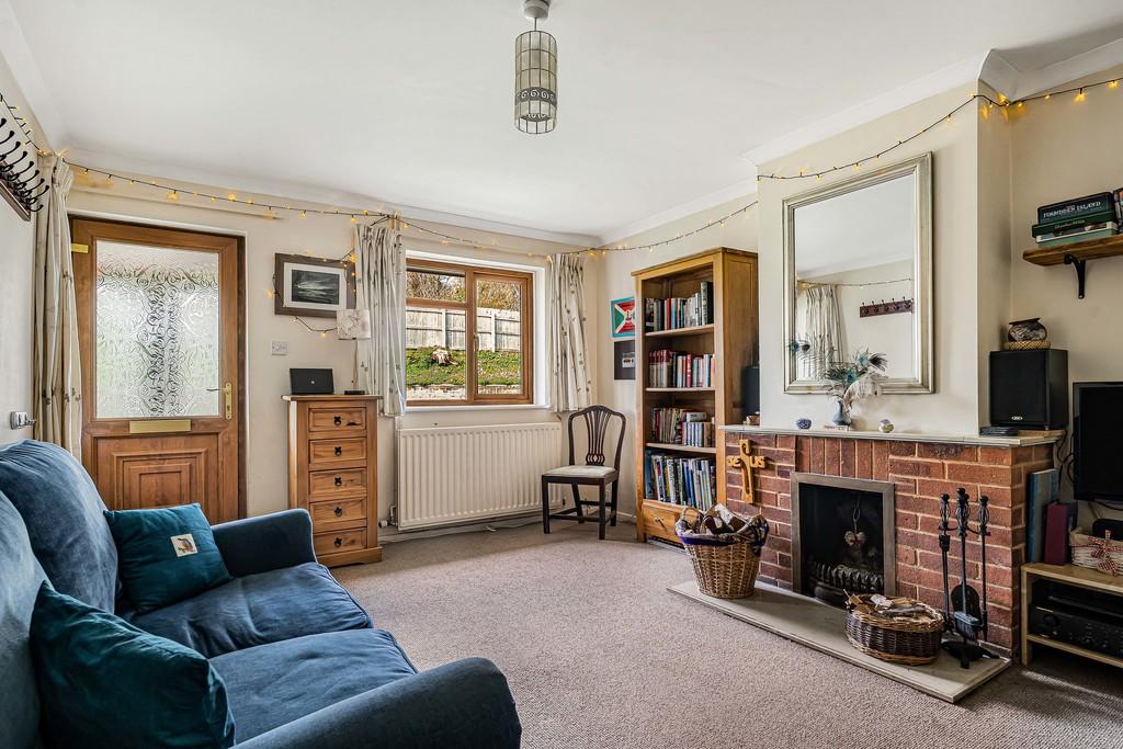 Living room (2)