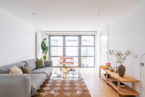 undefined, Buckingham Road, De Beauvoir, London, N1