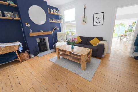 1 bedroom ground floor flat for sale, Underdown Road, West Sussex BN42