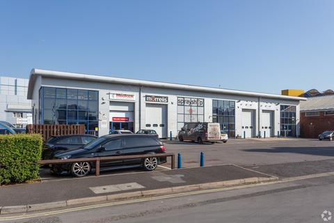 Warehouse to rent, West Quay Road Southampton SO15 1GZ