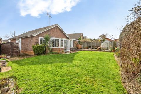 2 bedroom bungalow for sale, Mapletree Avenue, Waterlooville, Hampshire, PO8