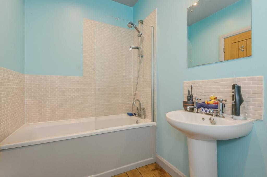 South Dene Bathroom