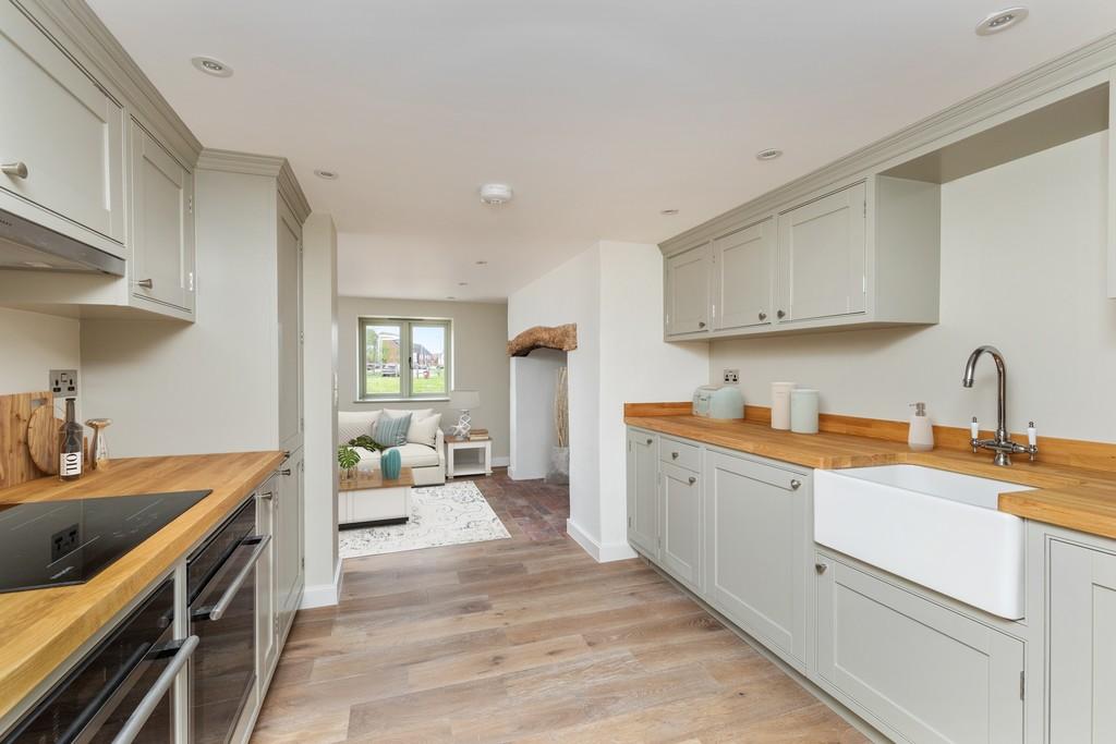 4 Courtwick Park Cottages Kitchen 2
