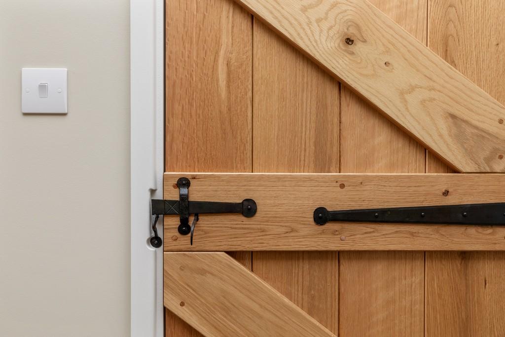 4 Courtwick Park Cottages Latches