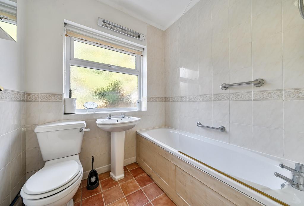 Main Bathroom
