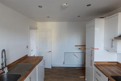 1 bedroom flat for sale, Plough Way, LONDON