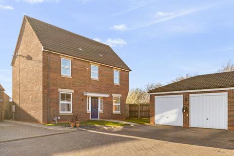 4 bedroom detached house for sale, Amberley Close, Scartho Top, Grimsby, DN33