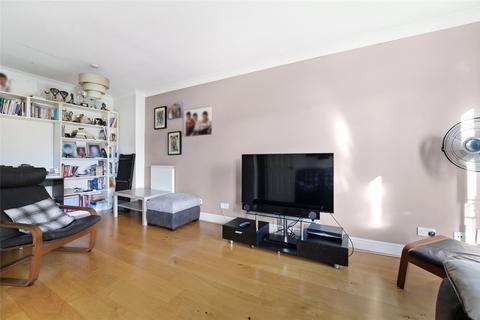 4 bedroom terraced house for sale, Oakhurst Place, Watford WD18