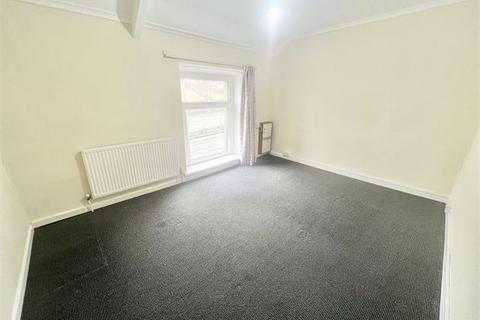 3 bedroom terraced house to rent, Carmarthen Road, Fforestfach, Swansea,