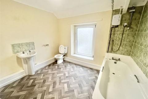 3 bedroom terraced house to rent, Carmarthen Road, Fforestfach, Swansea,