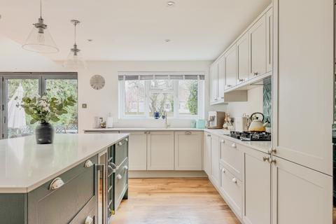 4 bedroom detached house for sale, Clarkes Spring, Tring HP23