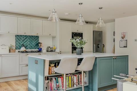 4 bedroom detached house for sale, Clarkes Spring, Tring HP23