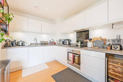 Hawkshaw Court, Tower Hamlets, LONDON, E14