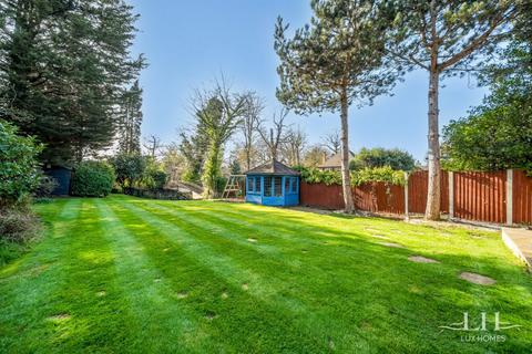 4 bedroom detached house for sale, Mendoza Close, Emerson Park