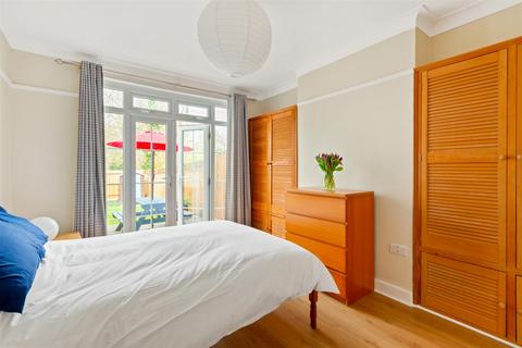 1 bedroom maisonette for sale, Maycross Avenue, Morden SM4