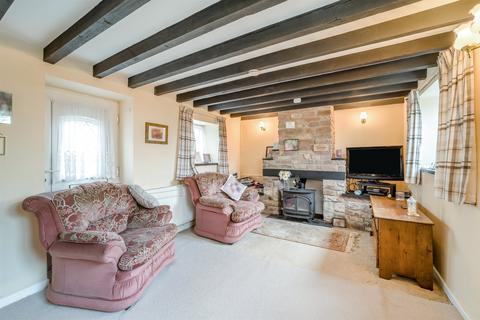 2 bedroom detached house for sale, Llansoy, Usk