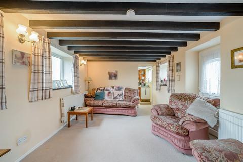 2 bedroom detached house for sale, Llansoy, Usk