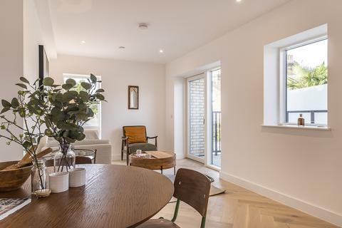 undefined, Northcote Road, London, SW11