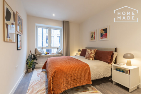 undefined, The Maple, NW2
