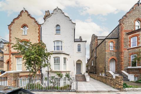 2 bedroom flat for sale, Spencer Road, London, SW18