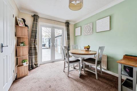 undefined, Castlefield Close, Eastleaze, Swindon